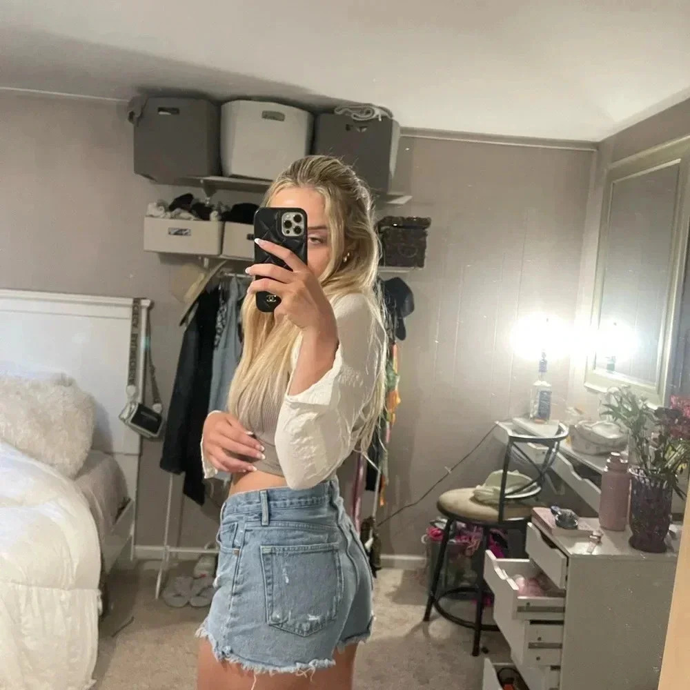 AGOLDE shorts 26 - Picture 9 of 14